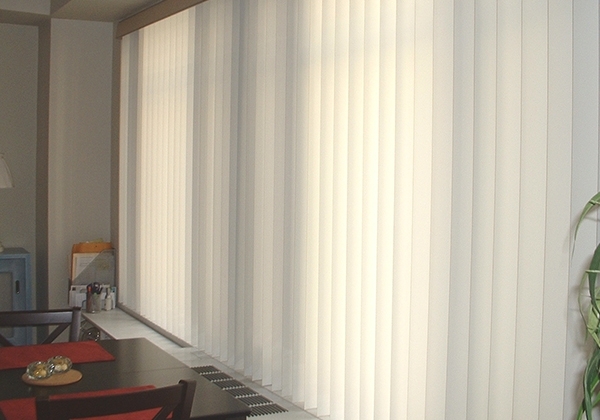 Onna Bandung VERTICAL BLINDS 